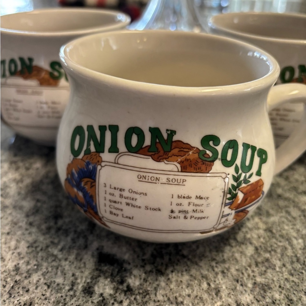 Three Tangshan Charming Onion Soup Mug with Recipe Design.
